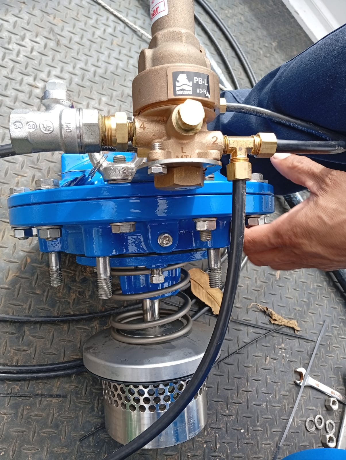 Instalación de válvula 6"